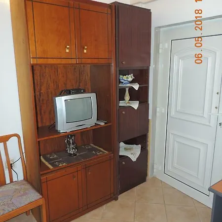 Kavala Apartment דירה