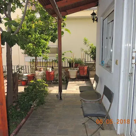 Kavala Apartment דירה