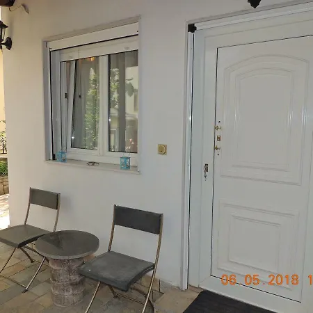 Kavala Apartment דירה