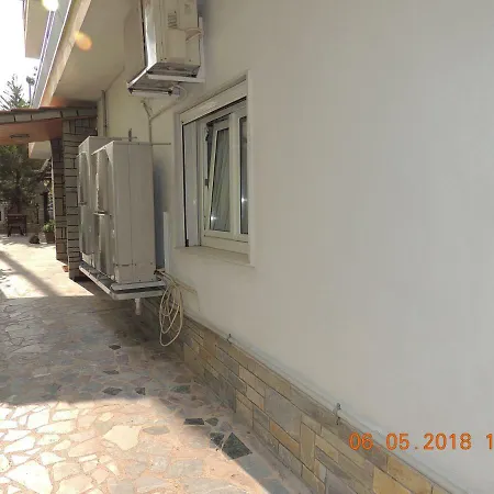 Kavala Apartment דירה