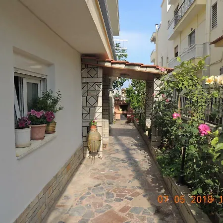 Kavala Apartment דירה